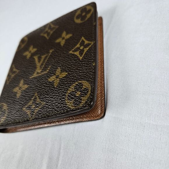 Louis Vuitton Monogram Bifold Wallet w/ Coin Pouch - Picture 2 of 16